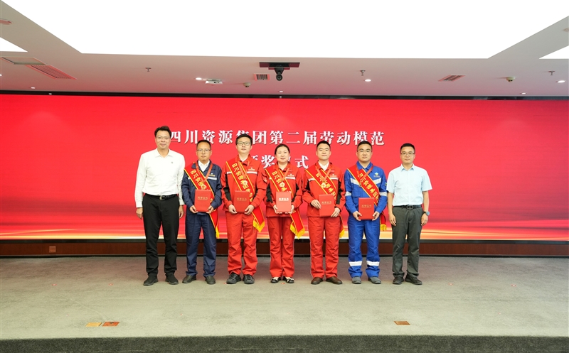 �¾�ģ����������һƬ�澭γ