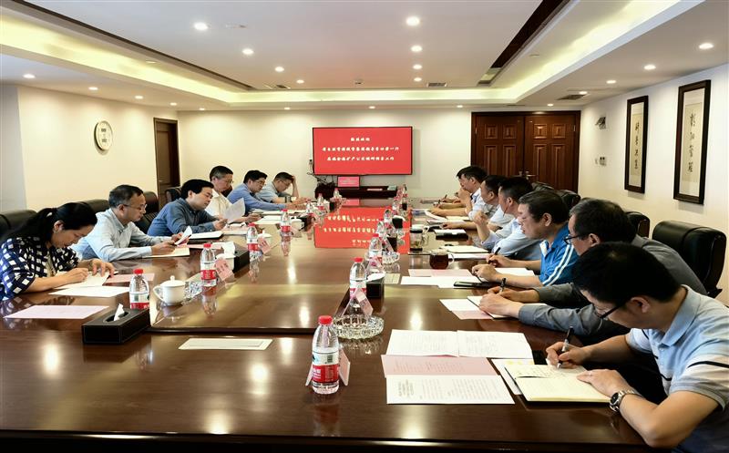 �����쵼������һ�и�����������