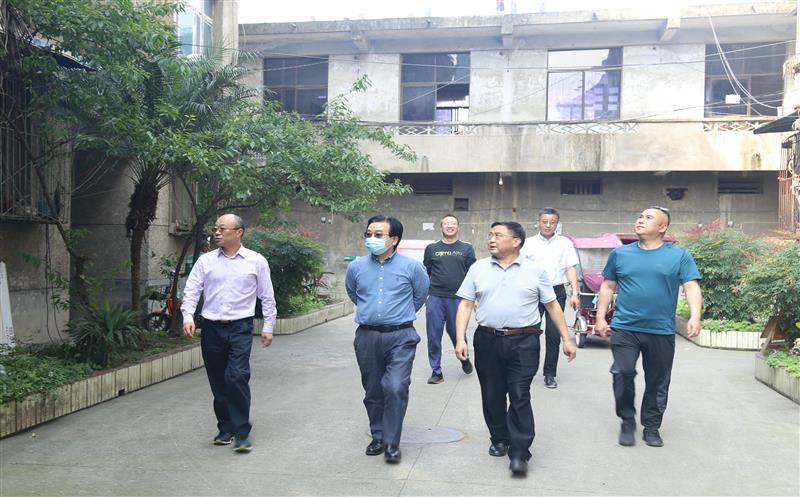 �������ʶӵ�����ӵ���